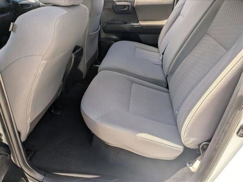Used 2020 Toyota Tacoma SR w/ SR Convenience Package image 15