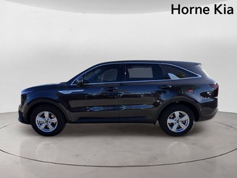 New 2026 Kia Sorento LX FWD image 6
