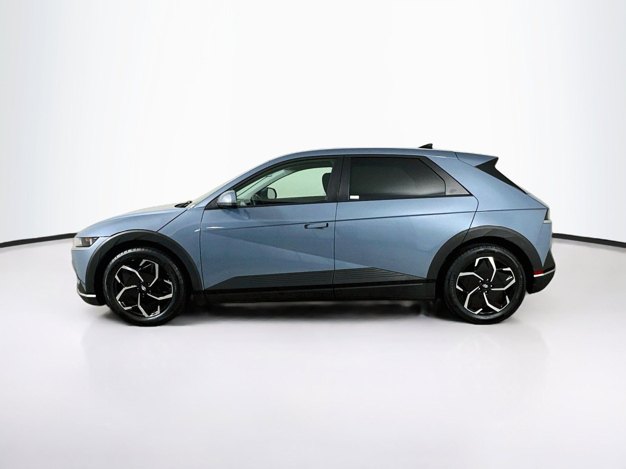 Used 2024 Hyundai Ioniq 5 SEL RWD image 4