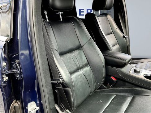 Used 2014 Jeep Grand Cherokee Limited image 29