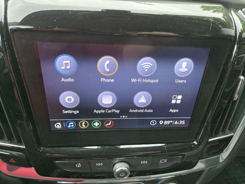 Used 2021 Chevrolet Traverse LT AWD/4WD image 7