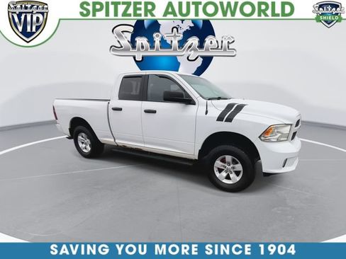 Used 2017 RAM 1500 Express AWD/4WD image 2