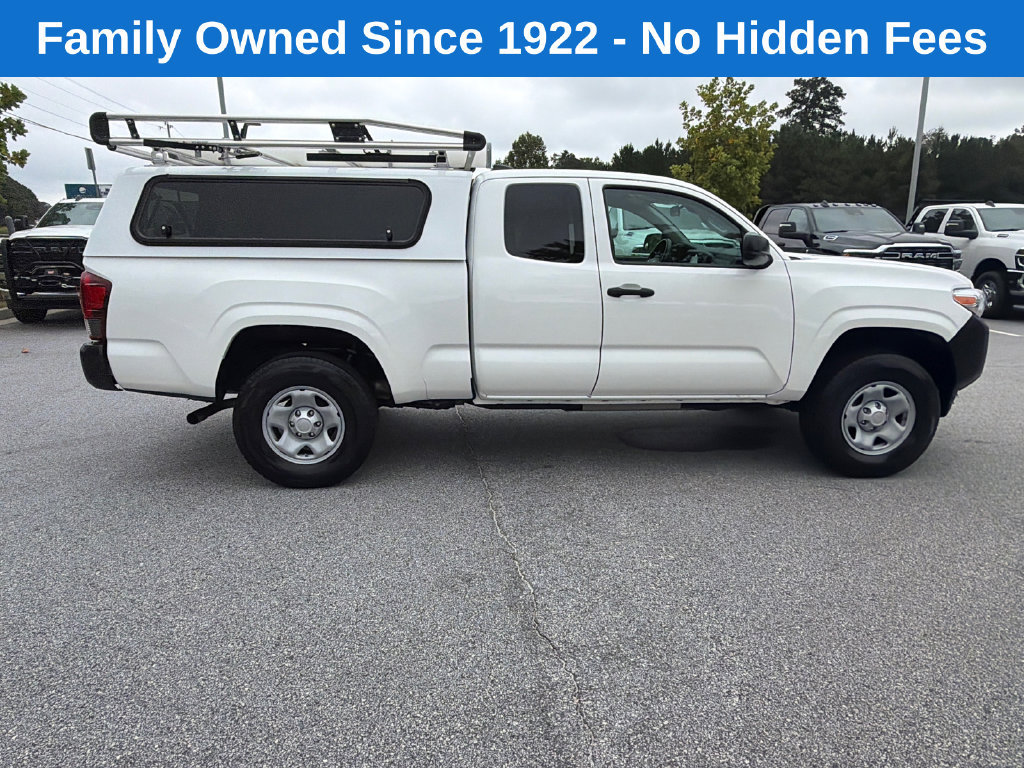 Used 2023 Toyota Tacoma SR RWD image 8