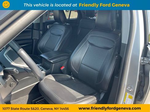 Used 2023 Ford Explorer Limited w/ Equipment Group 301A AWD/4WD image 13