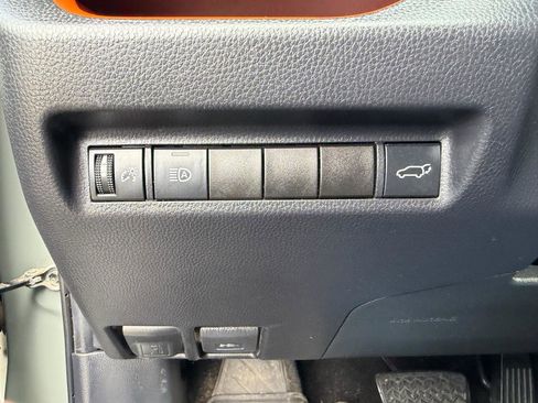 Used 2019 Toyota RAV4 Adventure w/ All Weather Liner Package image 17