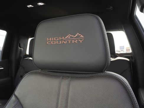 Used 2025 Chevrolet Silverado 1500 High Country w/ Z71 Off-Road Package AWD/4WD image 34