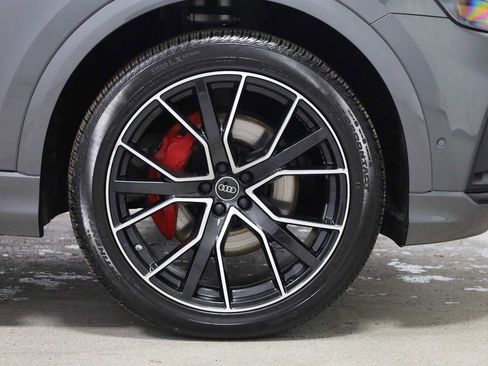 Used 2023 Audi Q8 Premium Plus w/ Premium Plus Package image 12