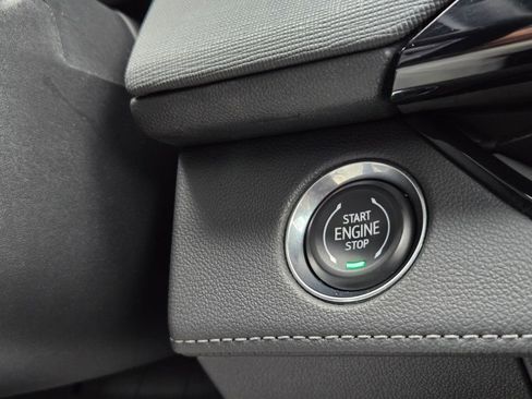 Used 2025 Buick Enclave Preferred image 24