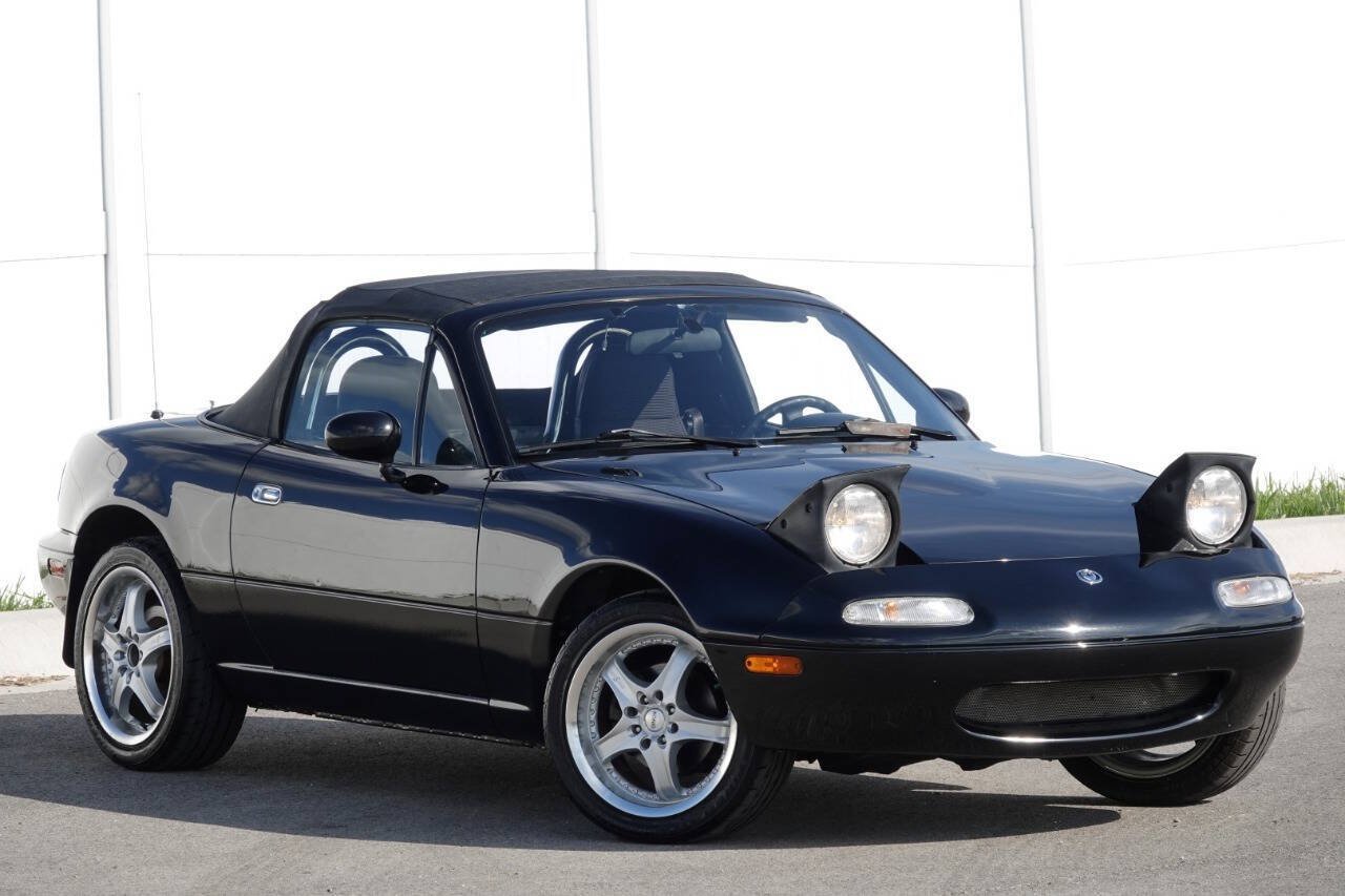 Used 1996 MAZDA MX-5 Miata RWD image 50