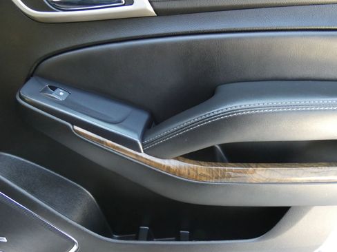 Used 2018 GMC Yukon Denali w/ Denali Ultimate Package image 39