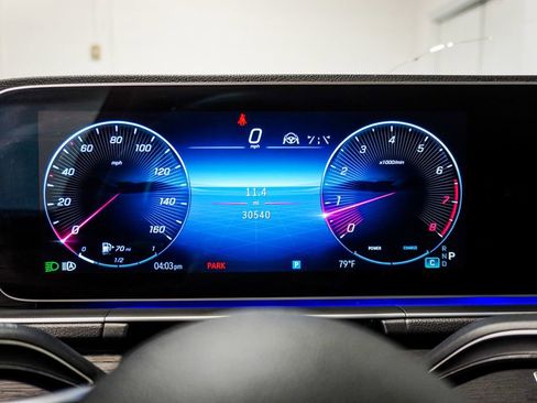 Used 2025 Mercedes-Benz GLE 350 4MATIC image 31