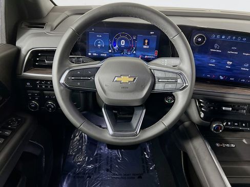 Used 2025 Chevrolet Tahoe LT image 11