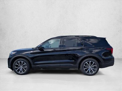 New 2026 Ford Explorer ST-Line image 5