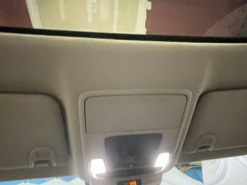 Used 2025 Honda Accord SE image 38