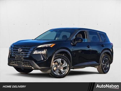 Used 2024 Nissan Rogue SV image 1