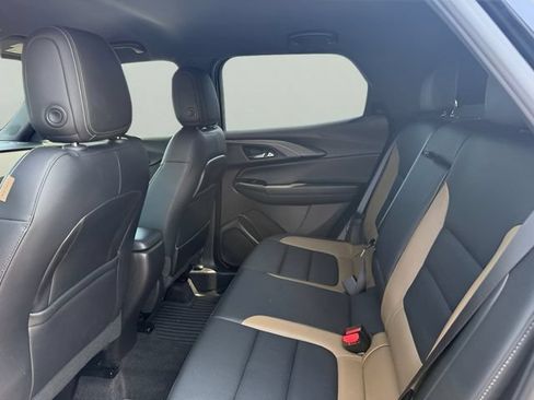 Used 2021 Chevrolet TrailBlazer ACTIV AWD/4WD image 12