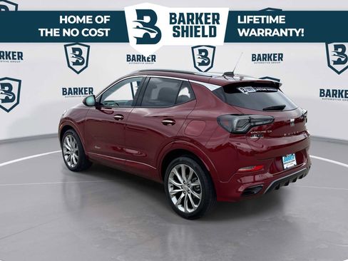 Used 2024 Buick Encore GX Avenir w/ Avenir Convenience Package FWD image 7