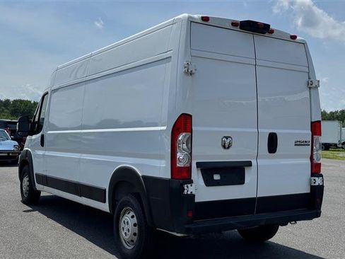 Used 2023 RAM ProMaster 2500 FWD image 9
