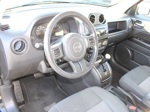 Used 2011 Jeep Patriot Latitude image 13