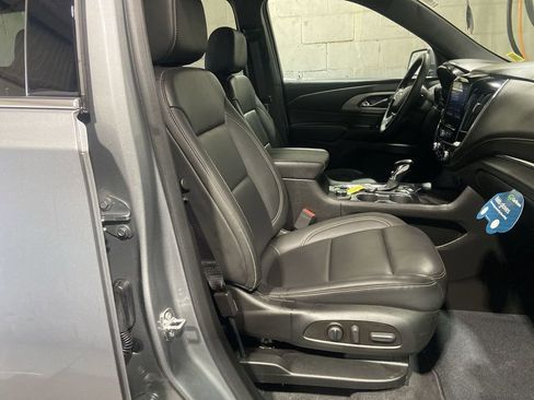 Certified 2023 Chevrolet Traverse LT AWD/4WD image 27