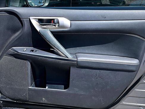 Used 2014 Lexus CT 200h FWD image 22