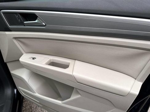 Used 2018 Volkswagen Atlas SE image 10