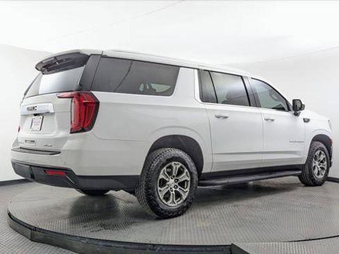 Used 2022 GMC Yukon XL SLE w/ Max Trailering Package AWD/4WD image 8