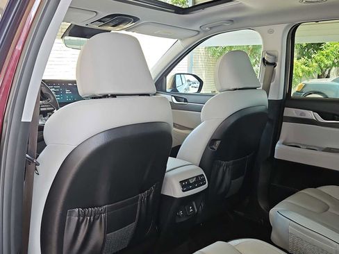 Used 2024 Hyundai Palisade SEL w/ Premium Package FWD image 27