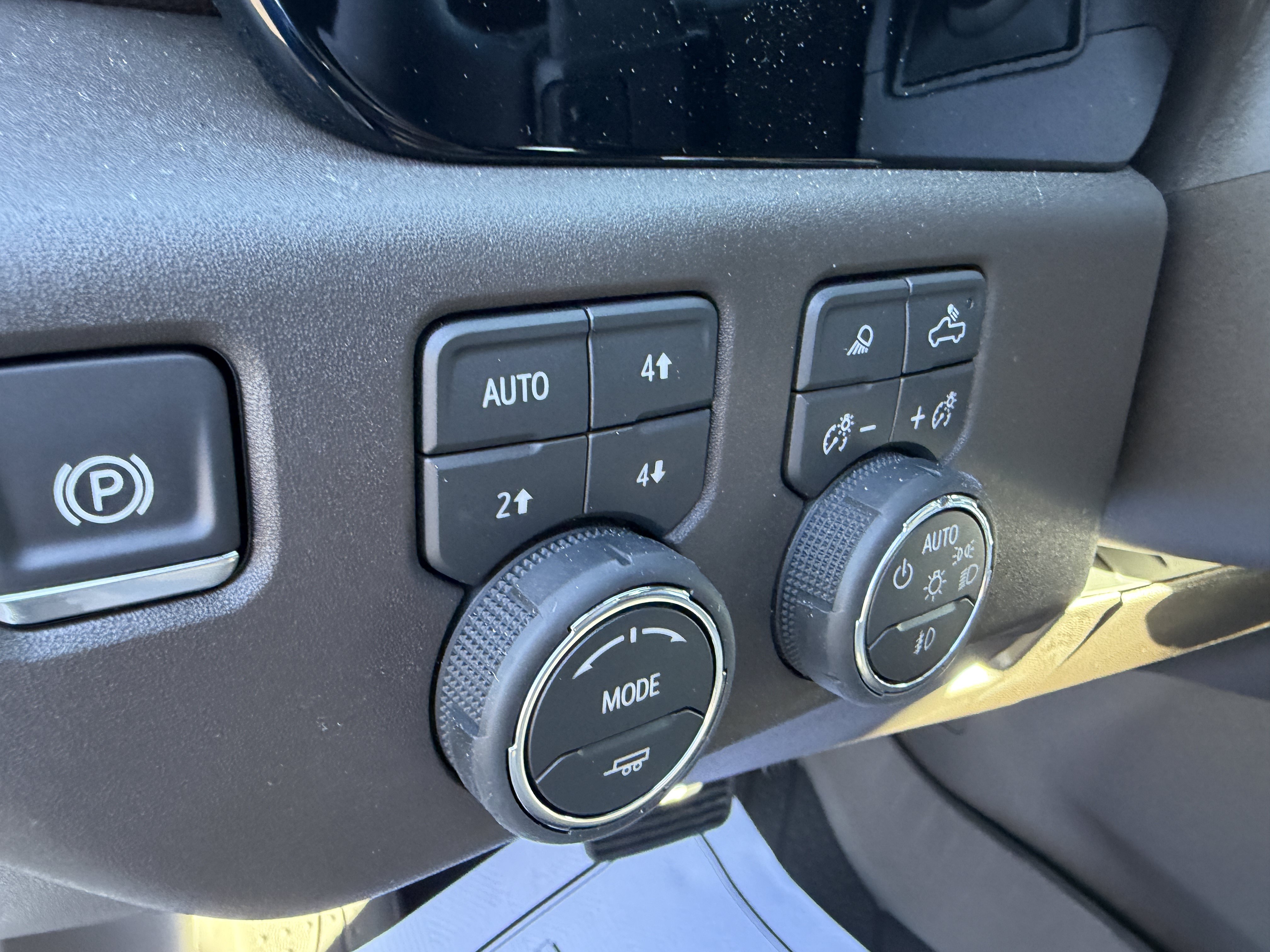 New 2026 Chevrolet Silverado 1500 RST w/ RST All Star Premium Package AWD/4WD image 17