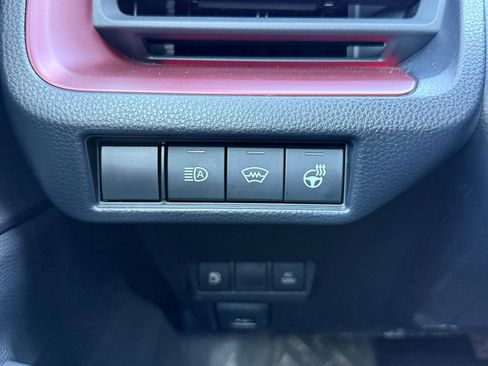 Used 2024 Toyota Prius Prime XSE Premium image 34