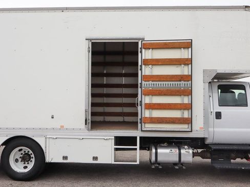 Used 2016 Ford F650 2WD Crew Cab Super Duty image 15