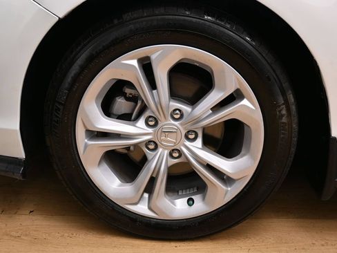 Used 2025 Honda Accord LX image 13