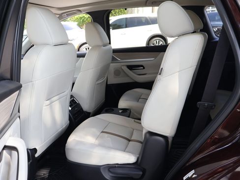 Used 2024 MAZDA CX-90 Plug-In Hybrid w/ Premium Plus AWD/4WD image 18