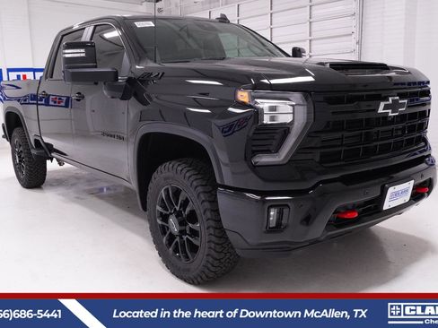 New 2026 Chevrolet Silverado 2500 LT w/ Trail Boss Package AWD/4WD image 3