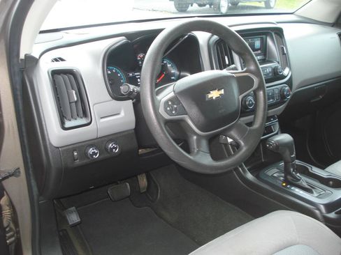 Used 2016 Chevrolet Colorado W/T w/ WT Convenience Package AWD/4WD image 26