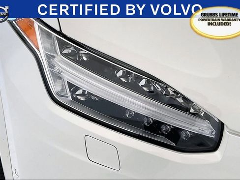 Used 2023 Volvo XC90 B6 Plus image 40