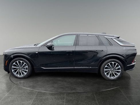 Used 2024 Cadillac Lyriq Sport AWD/4WD image 5