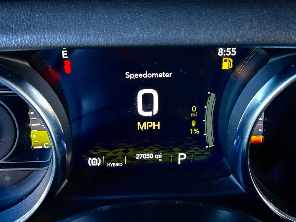 Used 2022 Jeep Wrangler Unlimited Sahara AWD/4WD image 34