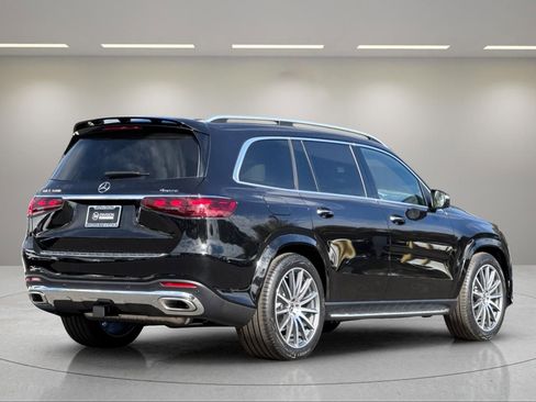 New 2025 Mercedes-Benz GLS 580 4MATIC image 4