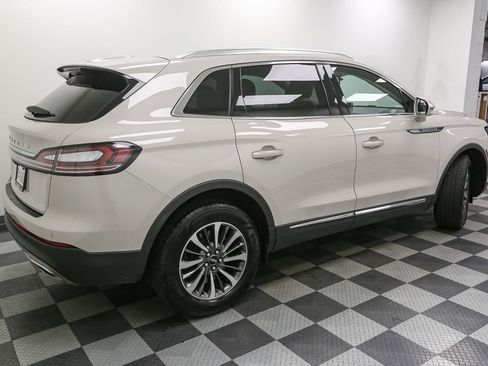 Used 2023 Lincoln Nautilus AWD w/ Premium Package image 9