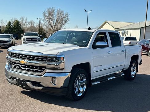 Used 2017 Chevrolet Silverado 1500 LTZ w/ Sport Package image 4