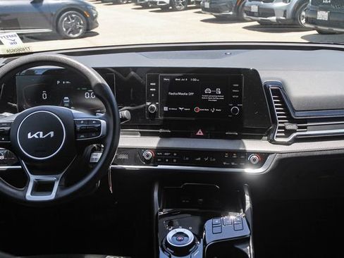 Certified 2023 Kia Sportage LX AWD/4WD image 14
