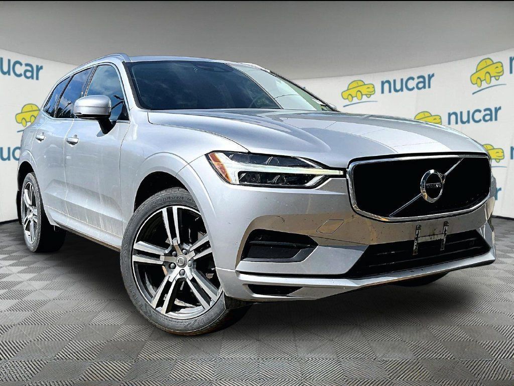 Used 2020 Volvo XC60 T5 Momentum w/ Protection Package Premier AWD/4WD image 1