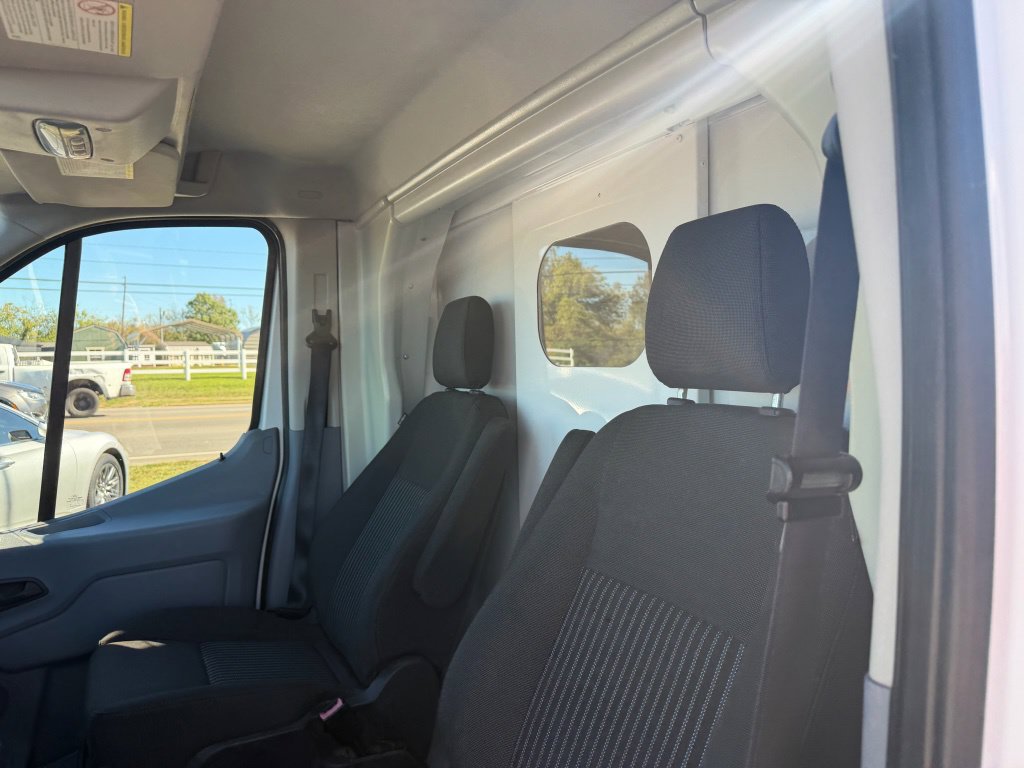 Used 2016 Ford Transit 250 138 w/ Interior Upgrade Package RWD image 10