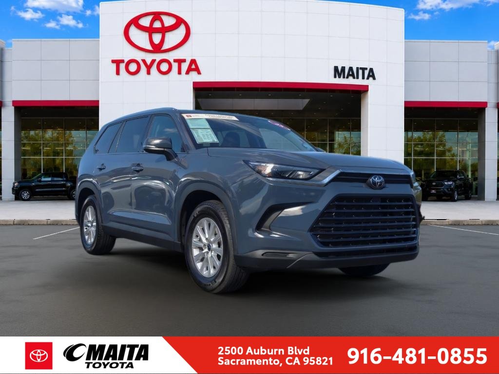 Certified 2025 Toyota Grand Highlander AWD image 1