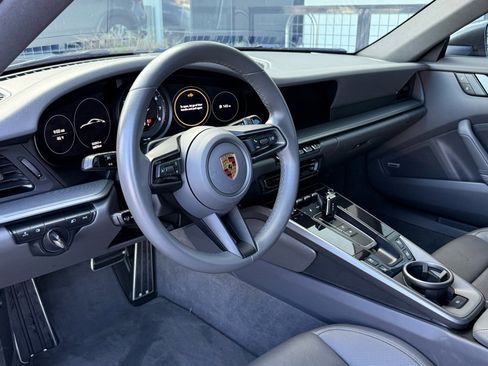 Used 2022 Porsche 911 Carrera image 20