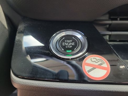 Used 2024 Buick Envision Preferred AWD/4WD image 13