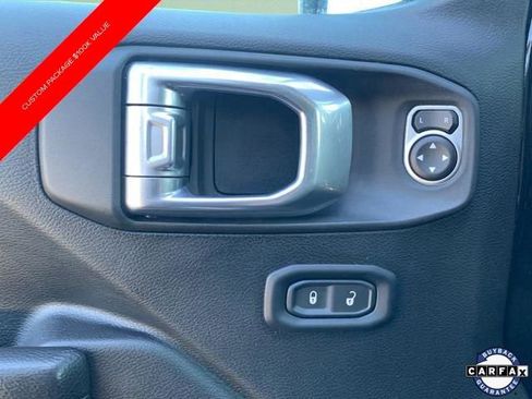 Certified 2022 Jeep Gladiator Mojave AWD/4WD image 21