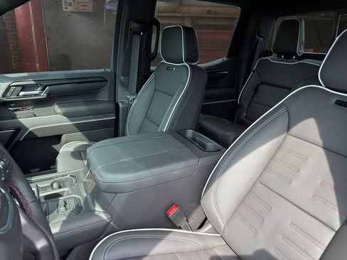 Used 2026 GMC Sierra 1500 AT4X AWD/4WD image 27