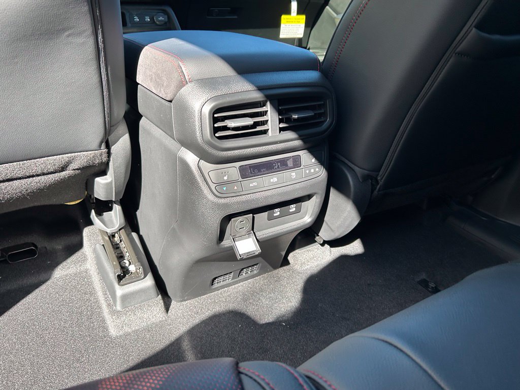New 2026 Honda Pilot Black Edition image 15